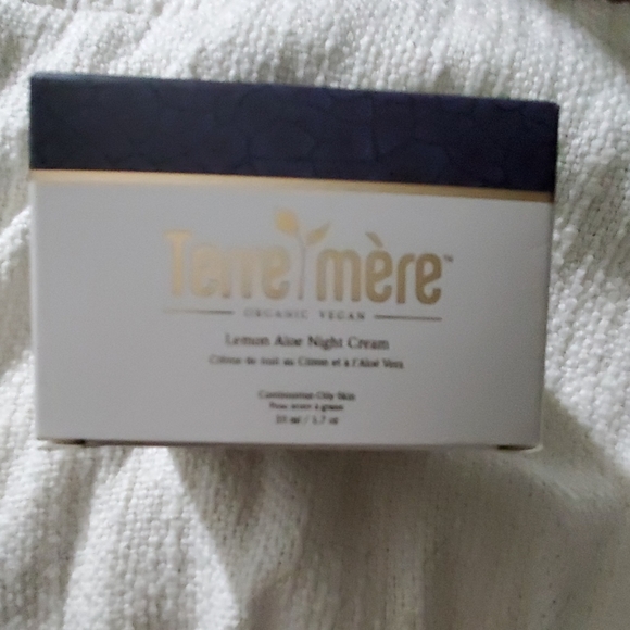Terre Mere Lemon Aloe Night Cream - Picture 2 of 4
